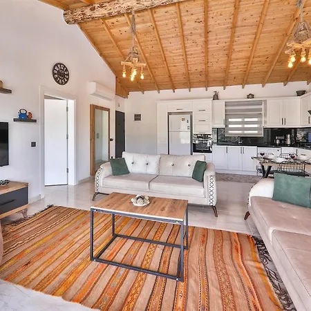 Doga Manzarali Kozalak Kalkan Apartament Kaș
